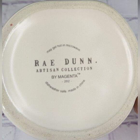 Rae Dunn BUSY BEE Ceramic Mug - Picture 4 of 6